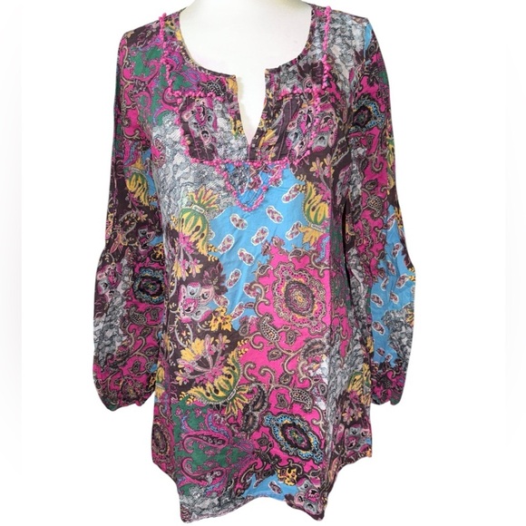 Lucky Brand Tops - Lucky Brand blouse tunic long sleeves V cutout paisley 100% cotton Sz small